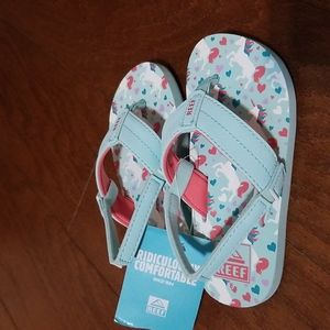 NEW! Reef little sandals  sz 8